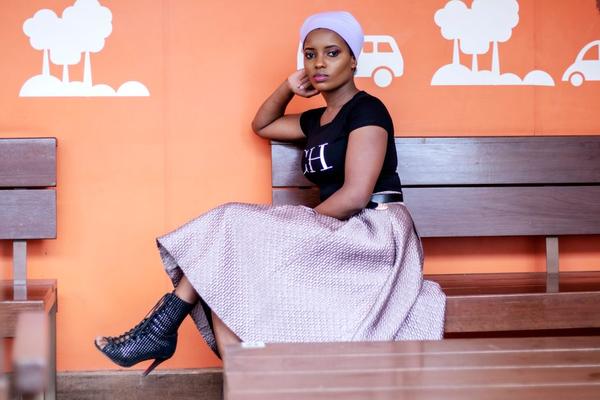 how to style a midi skirt
